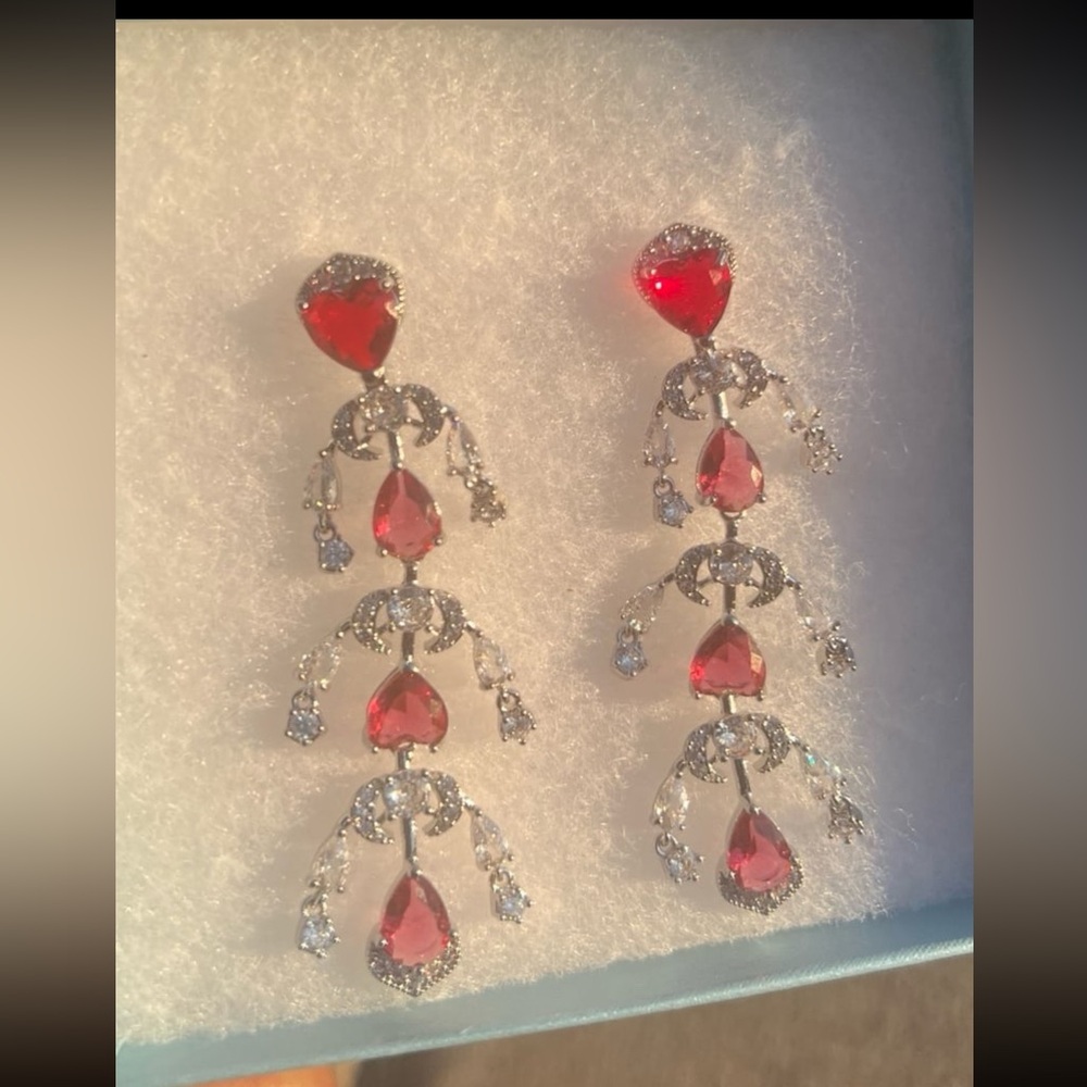 Gorgeous bridal dangle ruby and clear crystal teardrop crystal earrings #130 - Picture 7 of 12